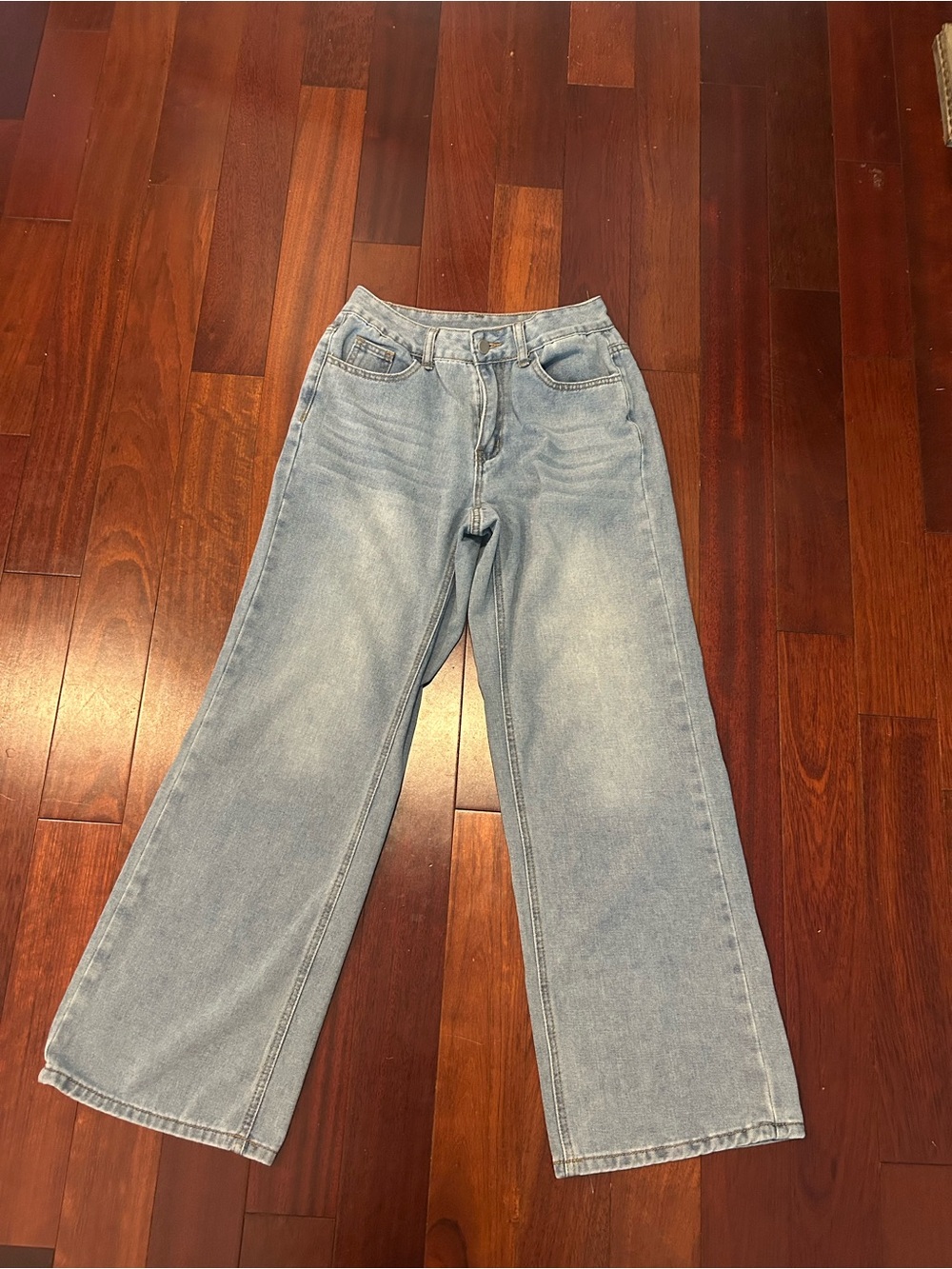 Forever 21 Classic High-Rise Wide Leg Jeans in Light Blue Soft Flowy